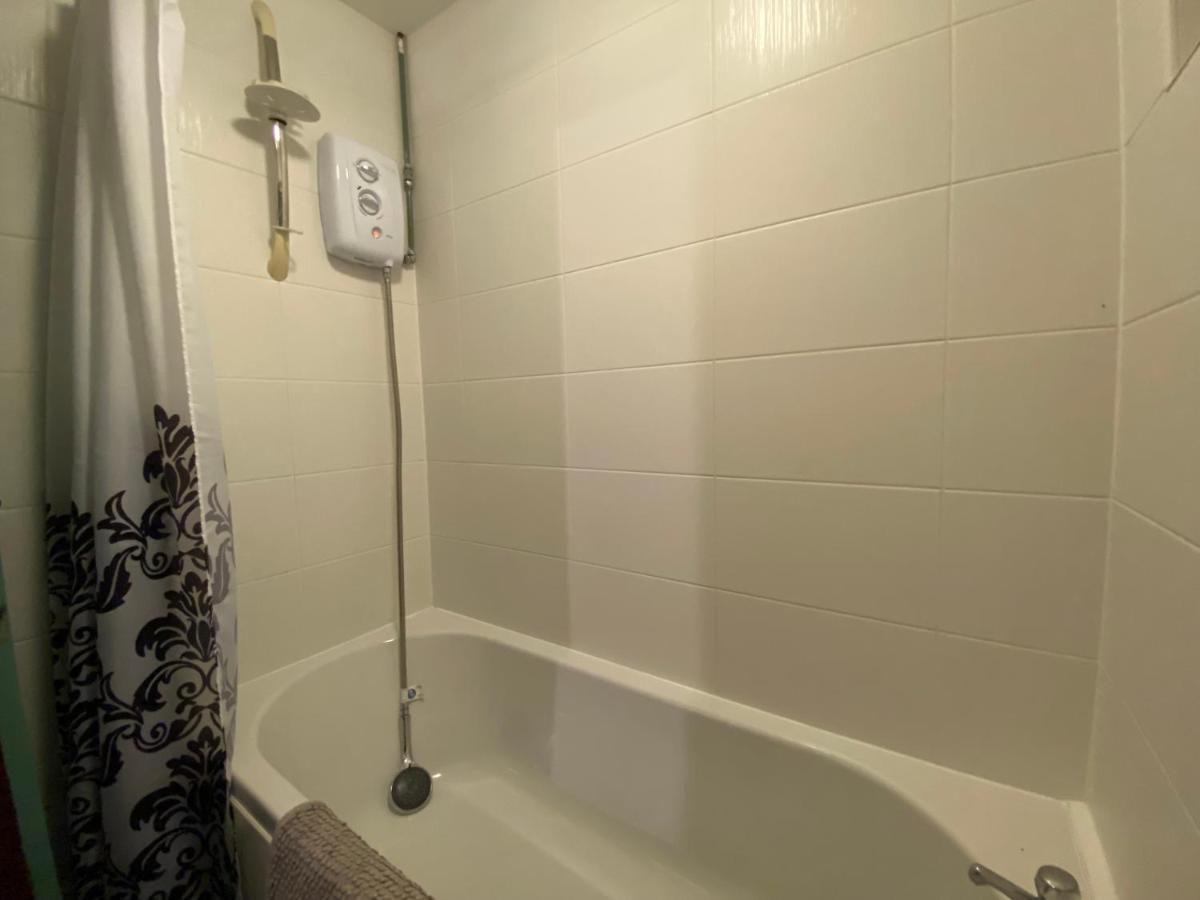 Serene 4Br In Harborne Close To Qe Hospital, Harborne Centre Birmingham Bagian luar foto