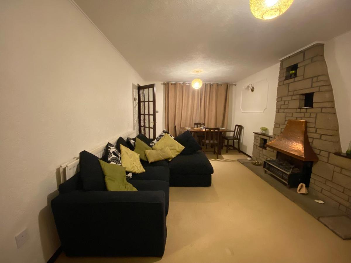Serene 4Br In Harborne Close To Qe Hospital, Harborne Centre Birmingham Bagian luar foto