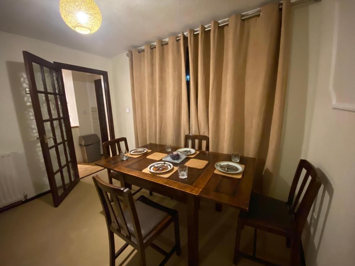 Serene 4Br In Harborne Close To Qe Hospital, Harborne Centre Birmingham Bagian luar foto