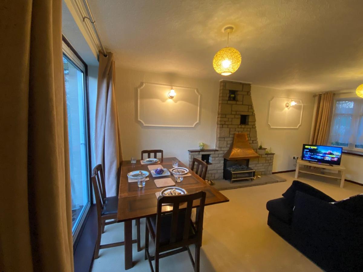 Serene 4Br In Harborne Close To Qe Hospital, Harborne Centre Birmingham Bagian luar foto