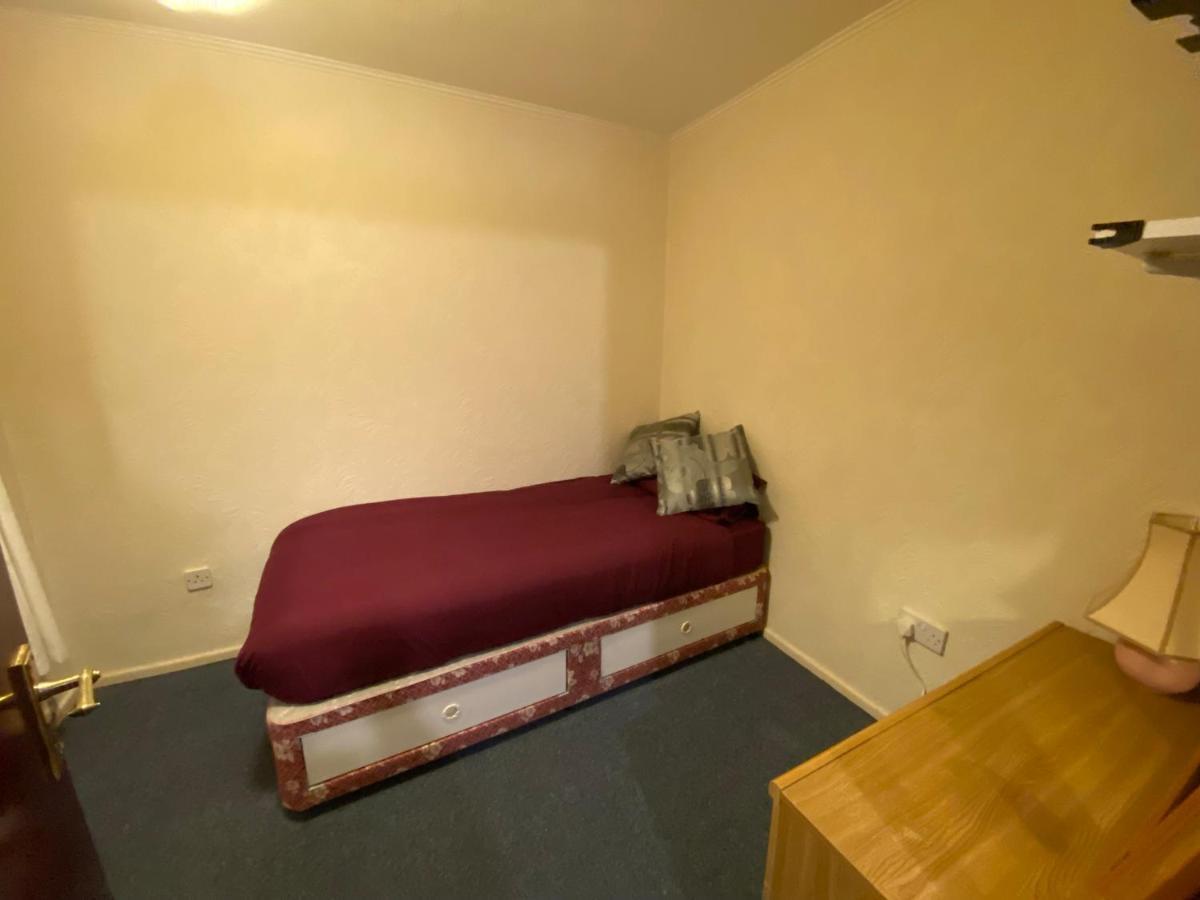 Serene 4Br In Harborne Close To Qe Hospital, Harborne Centre Birmingham Bagian luar foto