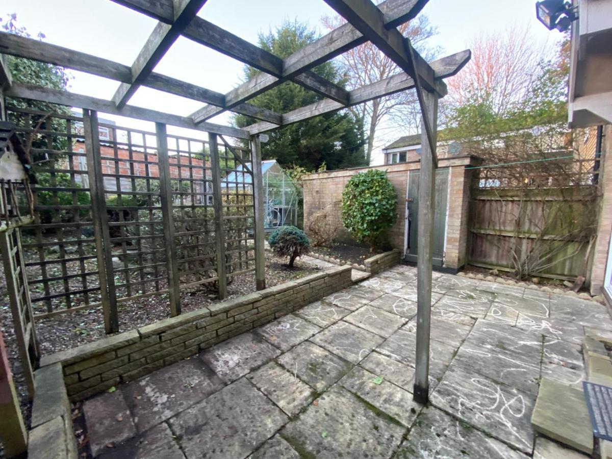 Serene 4Br In Harborne Close To Qe Hospital, Harborne Centre Birmingham Bagian luar foto