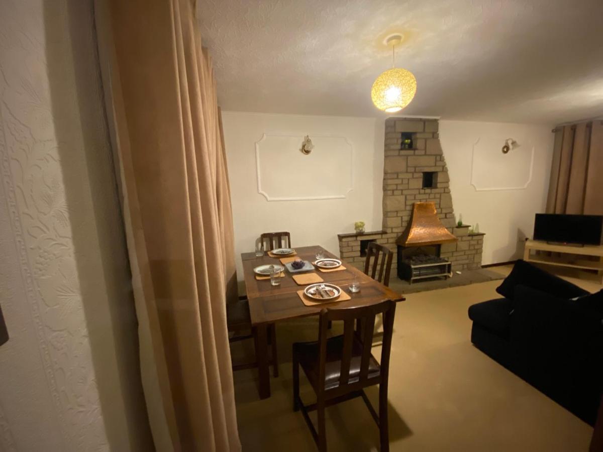 Serene 4Br In Harborne Close To Qe Hospital, Harborne Centre Birmingham Bagian luar foto