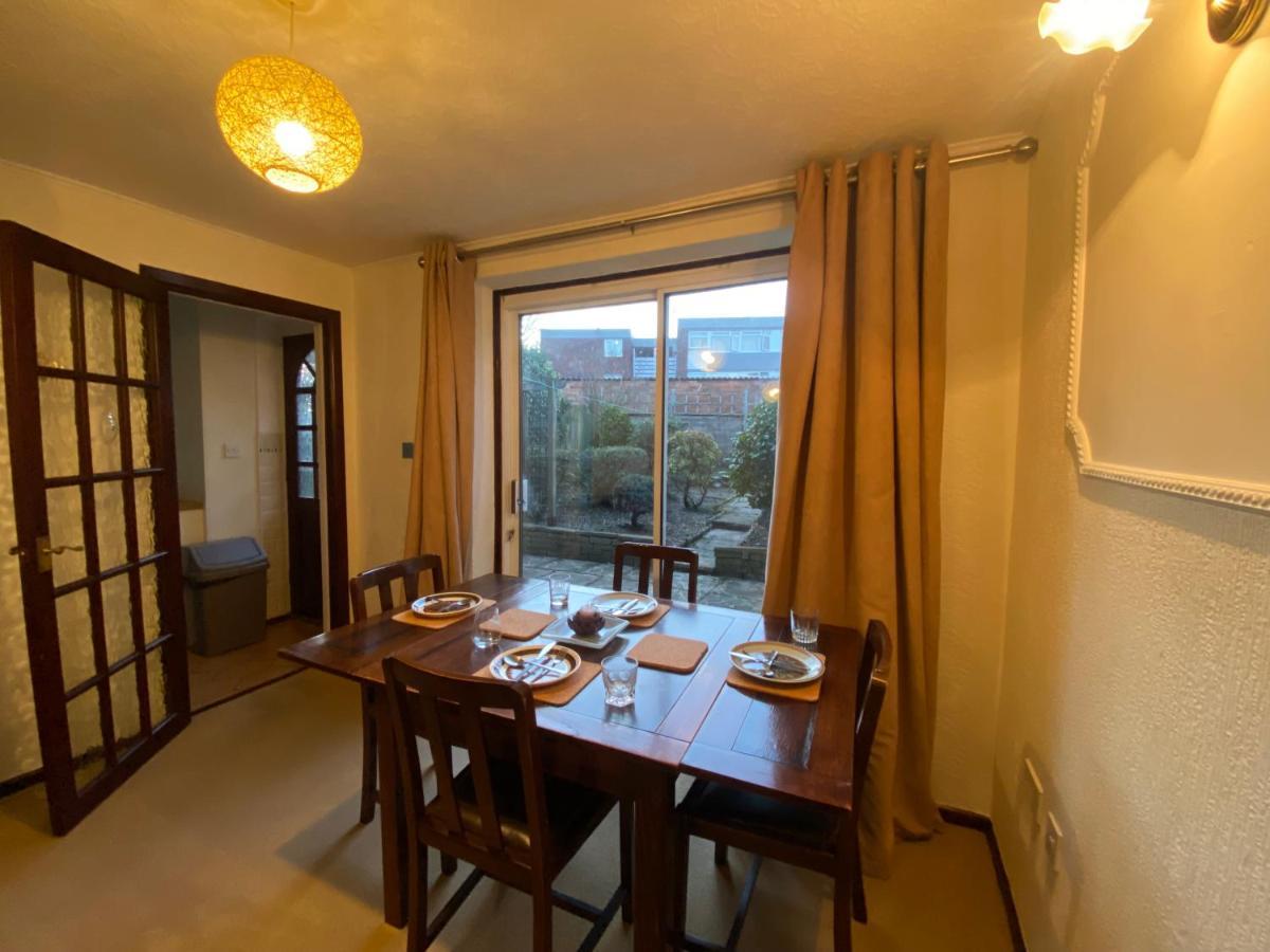 Serene 4Br In Harborne Close To Qe Hospital, Harborne Centre Birmingham Bagian luar foto