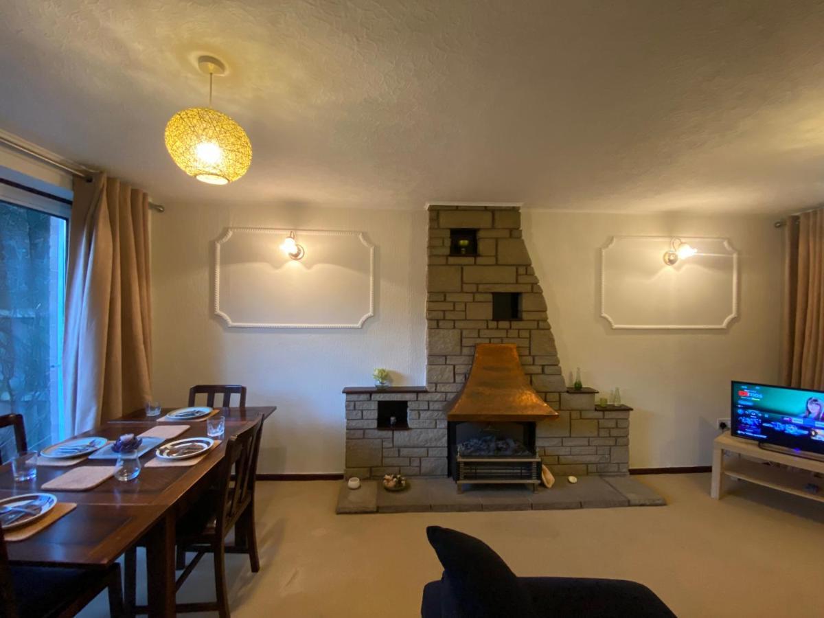 Serene 4Br In Harborne Close To Qe Hospital, Harborne Centre Birmingham Bagian luar foto